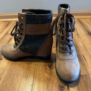 NEW Sorel Lexie Wedge Boot